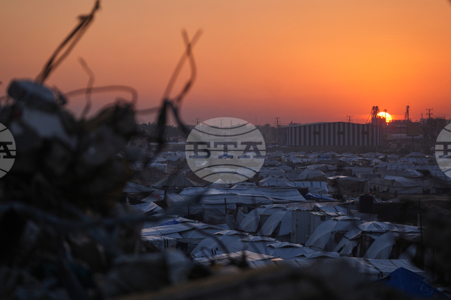 Израелските сили за отбрана заявиха, че са ликвидирали двама палестинци, прекрачили т.нар. жълта линия в Газа 