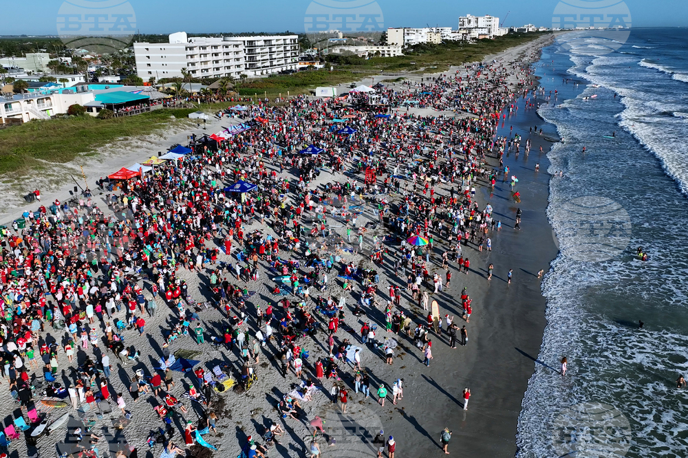 Christmas Eve Global