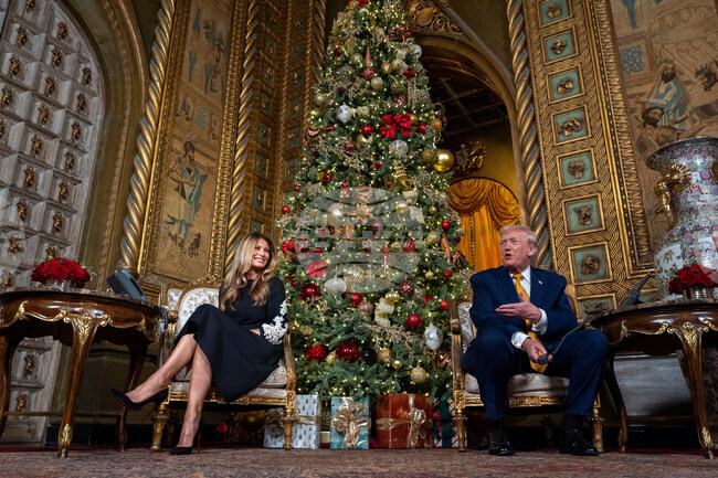 Мелания и Доналд Тръмп разговаряха с американски деца за най-вълнуващите коледни подаръци