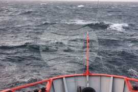 Корабът "Св. св. Кирил и Методий" прекоси пролива Дрейк