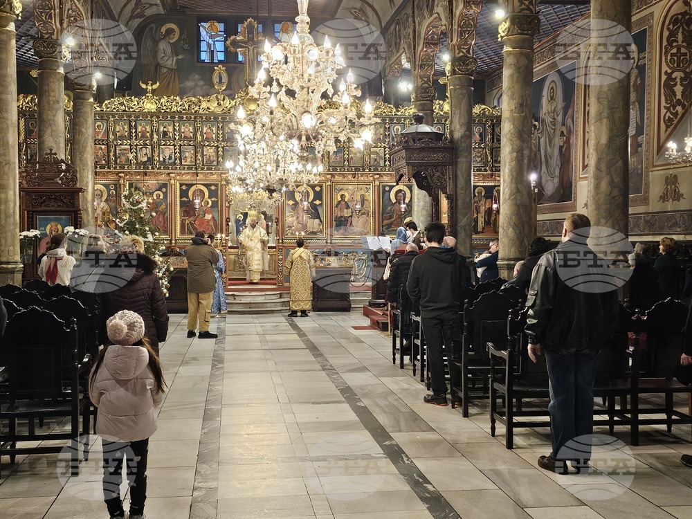 Русе - катедрален храм "Света Троица" - Рождество Христово