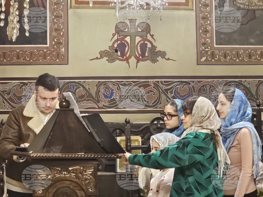 Русе - катедрален храм "Света Троица" - Рождество Христово