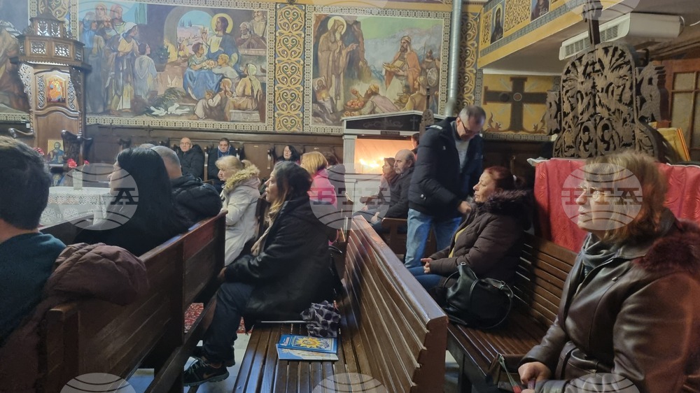 Търговище - храм “св. Йоан Рилски” - Рожденственска служба