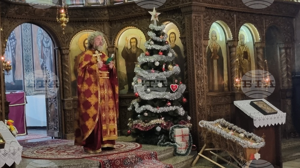 Търговище - храм “св. Йоан Рилски” - Рожденственска служба