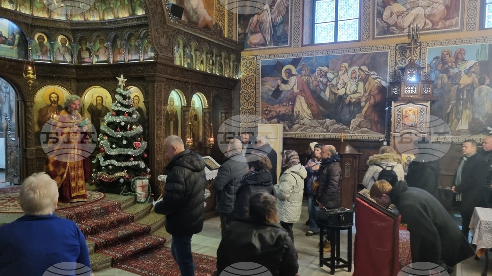 Търговище - храм “св. Йоан Рилски” - Рожденственска служба