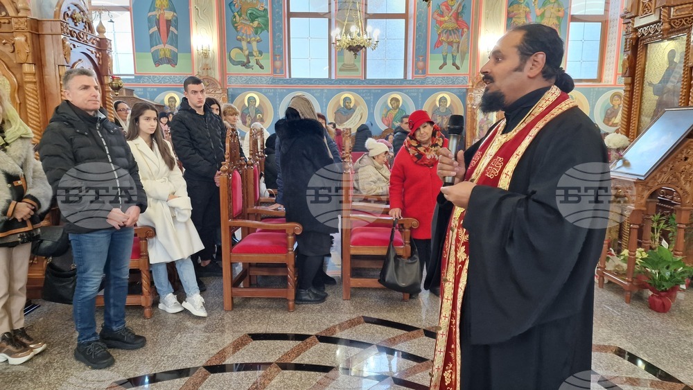 Шумен - Рождество - храм "Свети Три Светители"