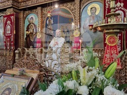 Шумен - Рождество - храм "Свети Три Светители"