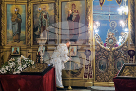 Разград - храм „Св. Николай Мирликийски Чудотворец“ - Рождество Христово