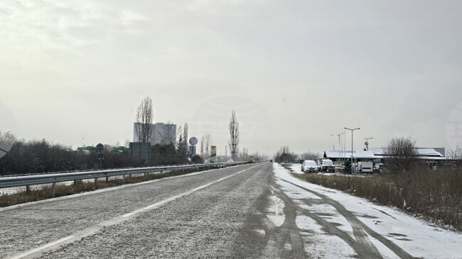 Временно е ограничено движението по пътя Оряхово – Селановци, съобщи Агенция "Пътна инфраструктура" 
