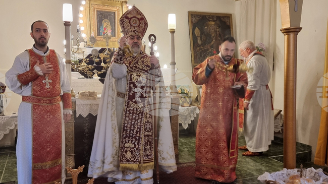 С литургия 100-годишната арменска църква в Хасково "Сурп Степаннос" отбеляза храмовия си празник