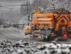 Столица - сняг - снегорин