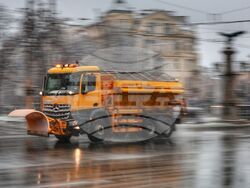 Столица - сняг - снегорин