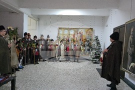 Ловеч - обичай „Коледуване“