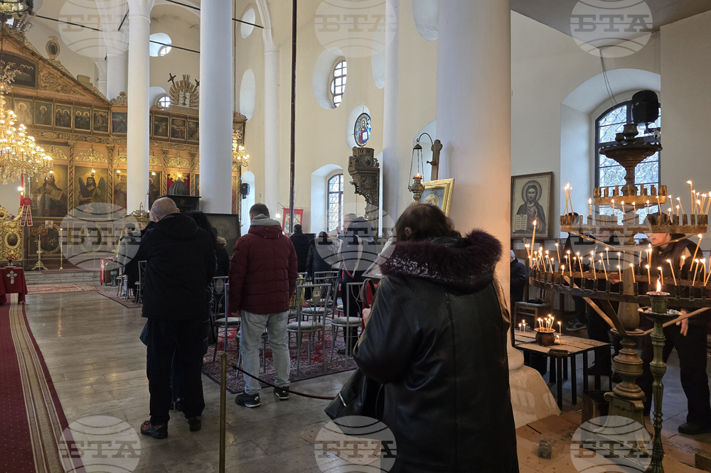 Свищов - литургия - концерт - Дядо Коледа