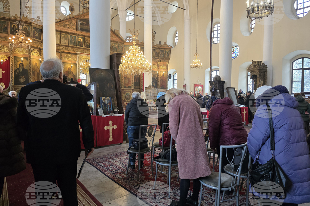 Свищов - литургия - концерт - Дядо Коледа