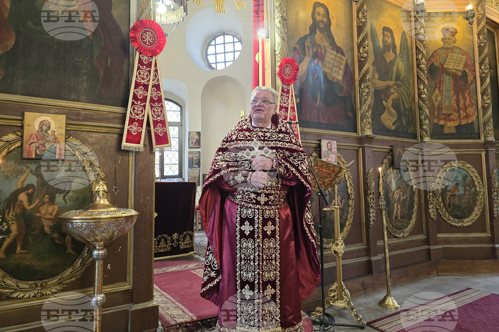 Свищов - литургия - концерт - Дядо Коледа