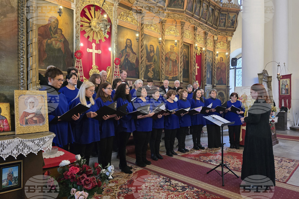 Свищов - литургия - концерт - Дядо Коледа