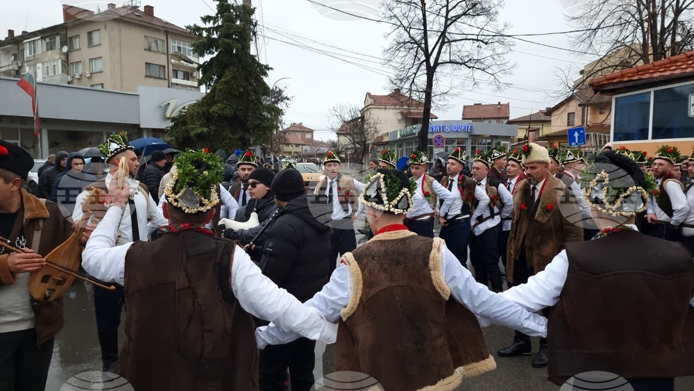  Ямбол - коледарски буенек - традиция