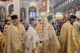 Пловдив - Рождествената света Литургия - Митрополит Николай