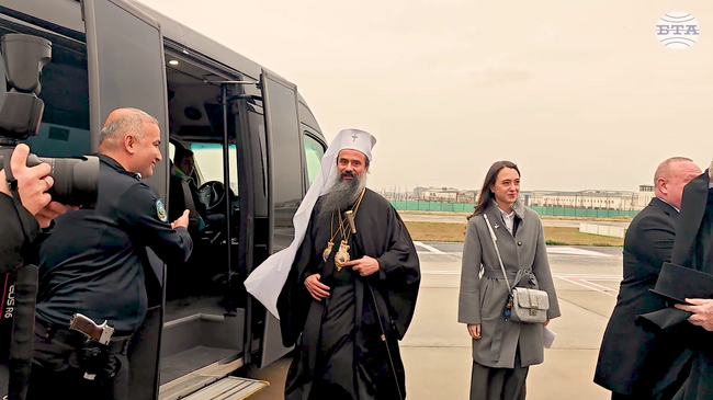 Българският патриарх и Софийски митрополит Даниил кацна в Истанбул за своето първо мирно посещение на Вселенската патриаршия