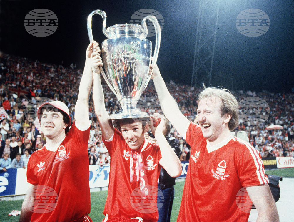 Obit John Robertson Soccer