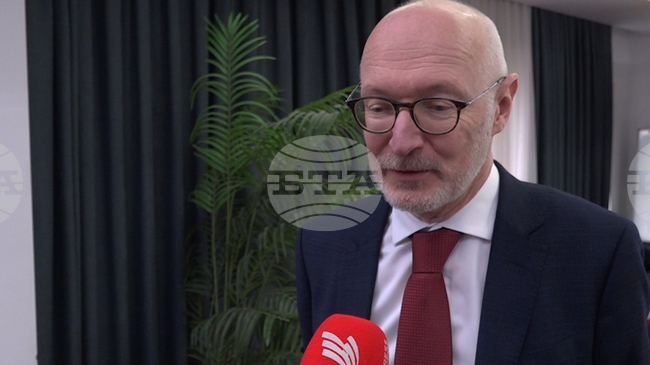 КосоваПрес: Имаме нужда от пълноценна правителство в Косово, каза френският посланик в Прищина Оливие Геро