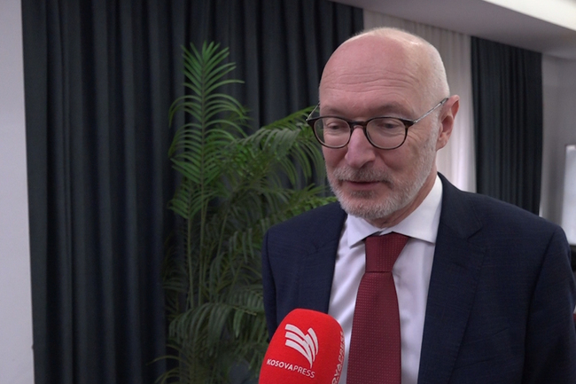 КосоваПрес: Имаме нужда от пълноценна правителство в Косово, каза френският посланик в Прищина Оливие Геро