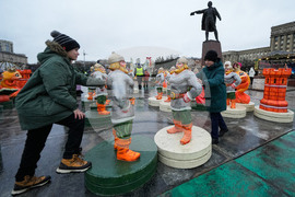 Russia New Year Preparation