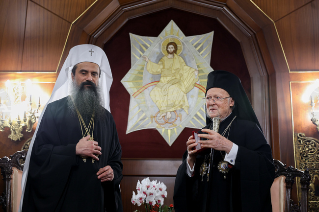 Българският патриарх и Софийски митрополит Даниил и Вселенският патриарх Вартоломей ще съслужат заедно в тържествена света литургия