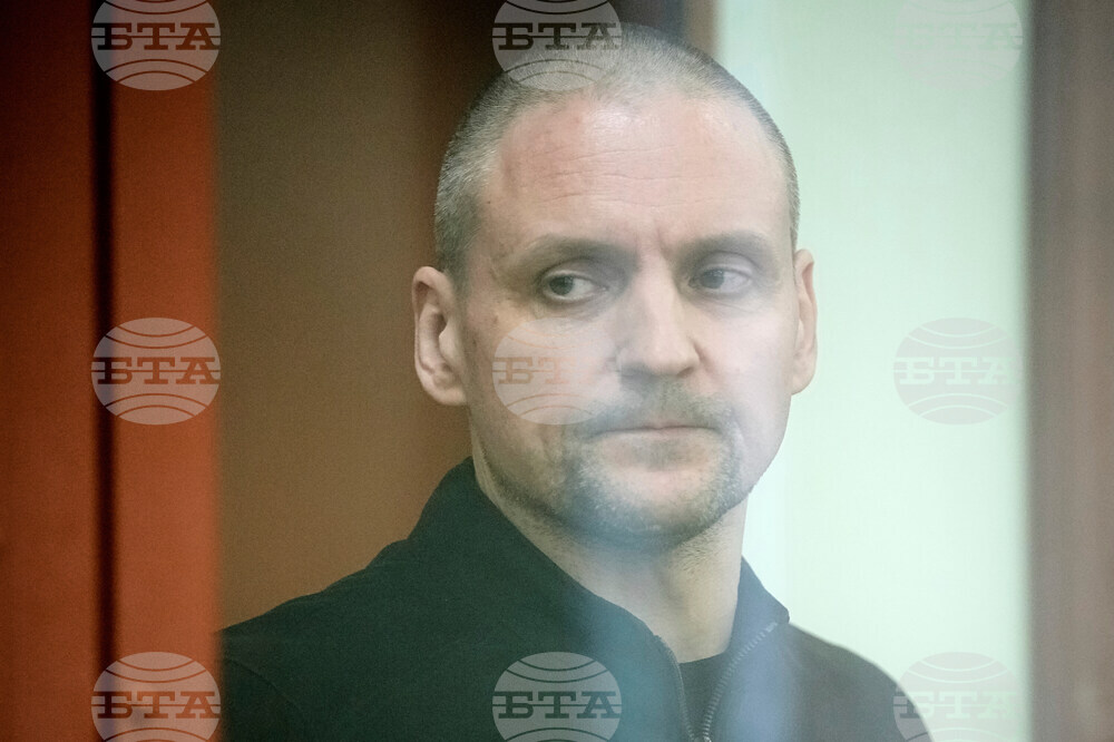 Руски съд осъди Сергей Удалцов, който е критик на Путин, на 6 години затвор