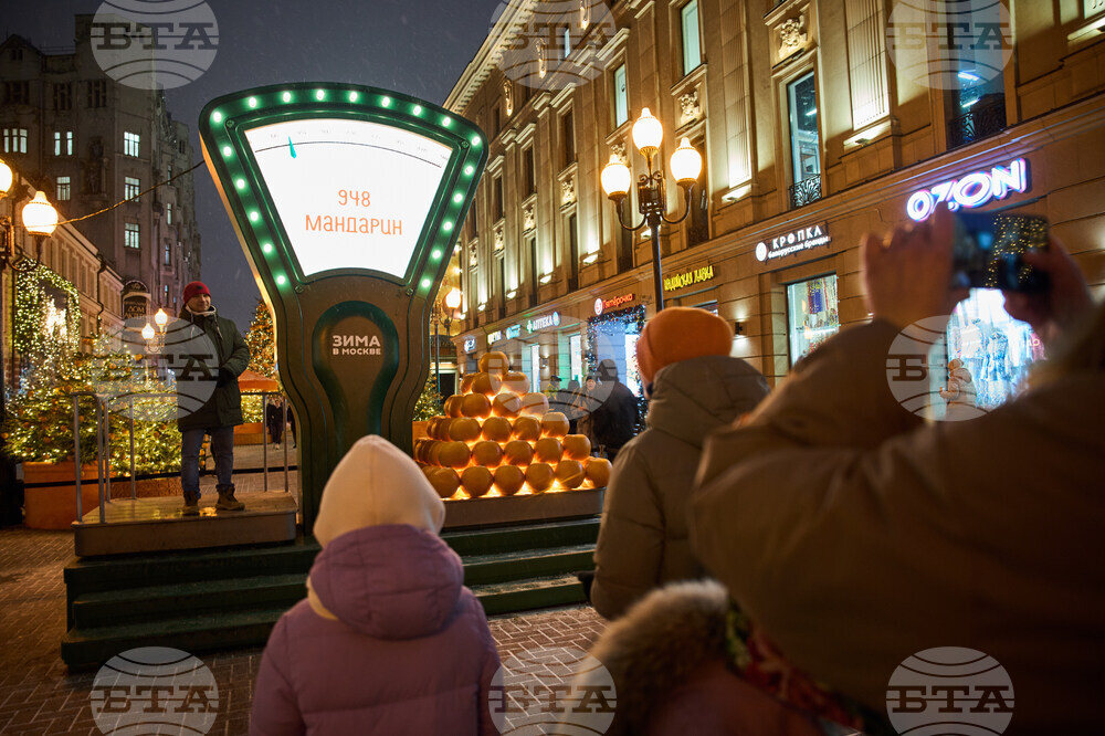 Russia New Year Preparations