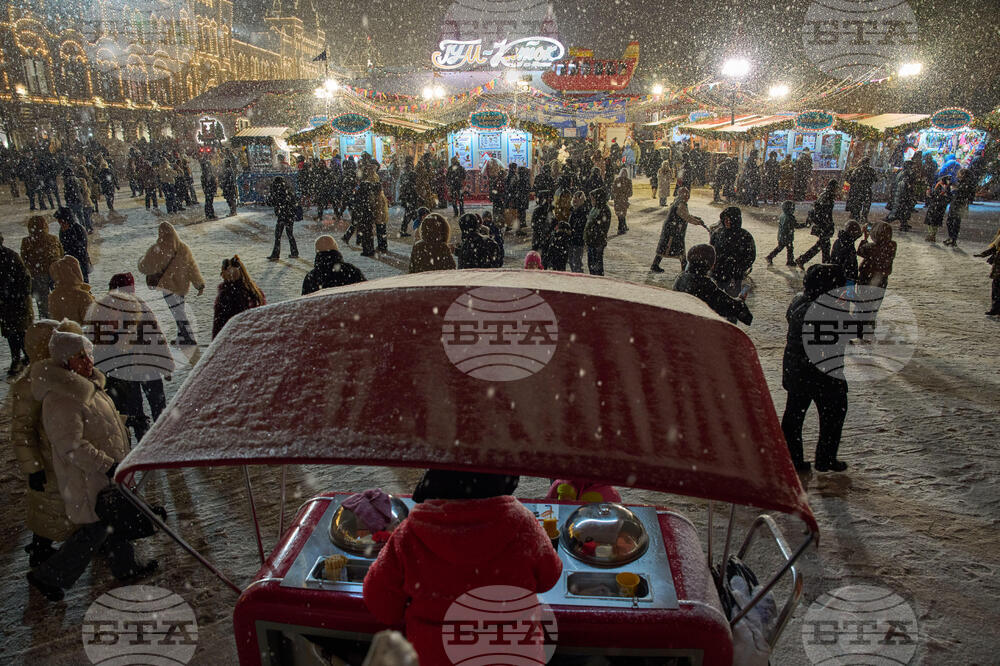 Russia New Year Preparations