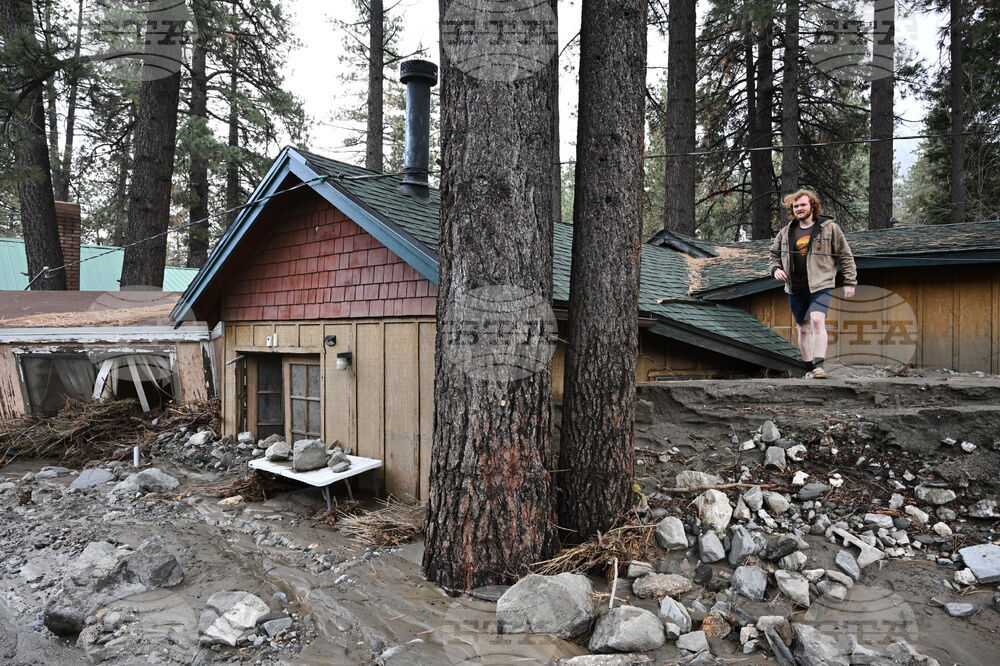 APTOPIX Extreme Weather California