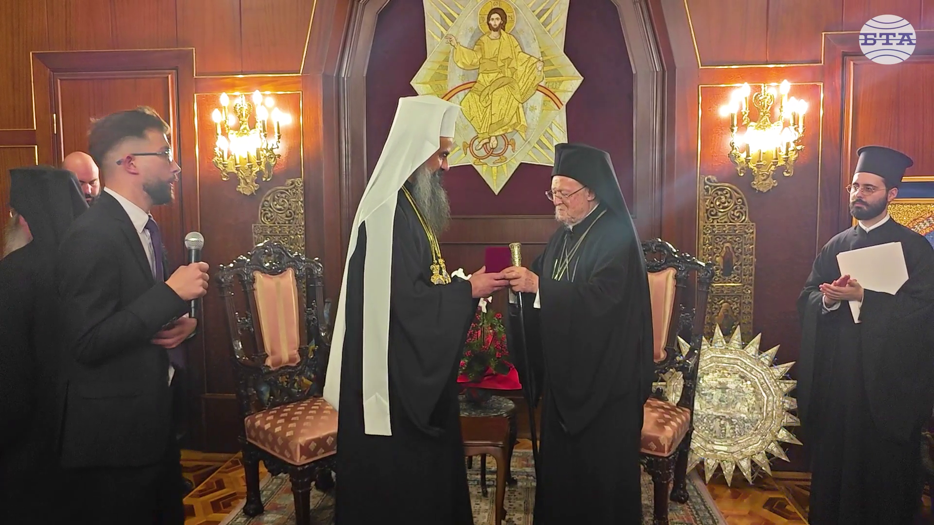Българският патриарх и Софийски митрополит Даниил връчи орден „Св. Йоан Рилски“ на Вселенския патриарх Вартоломей