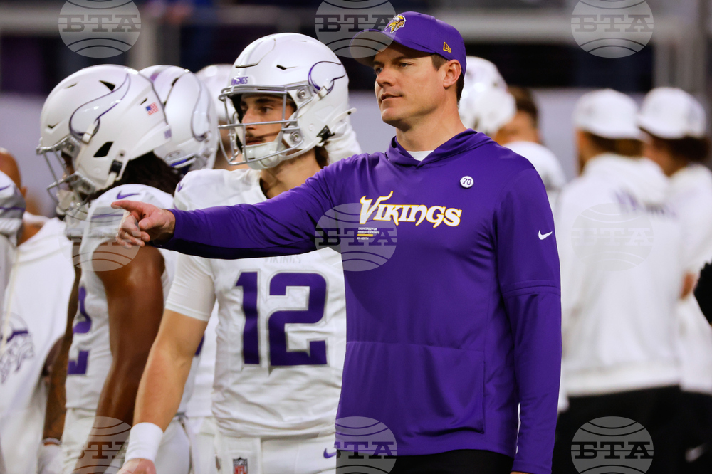 Lions Vikings Football