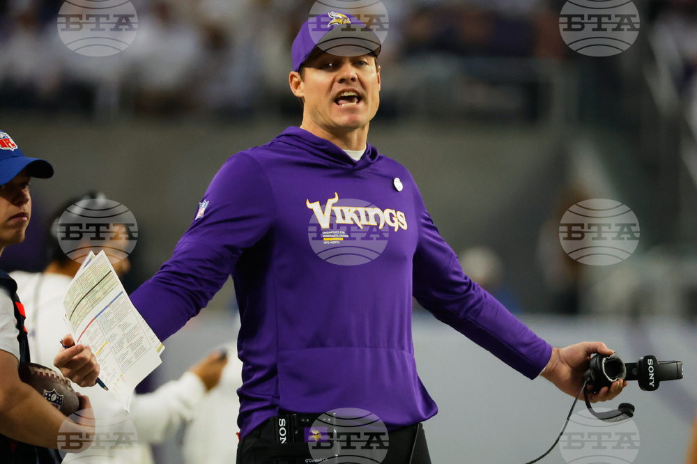 Lions Vikings Football