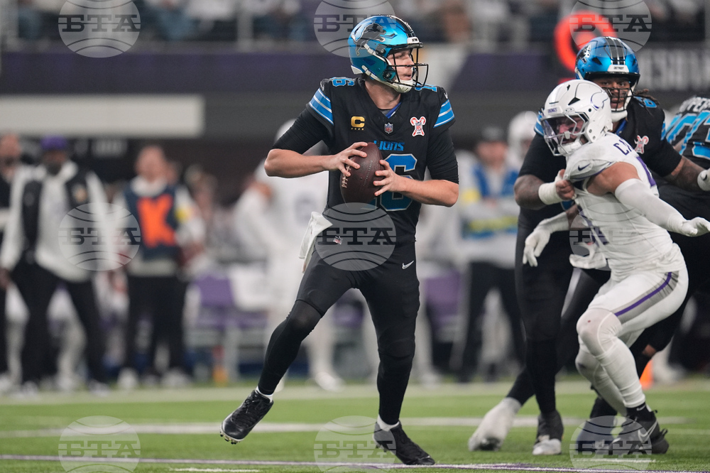 Lions Vikings Football