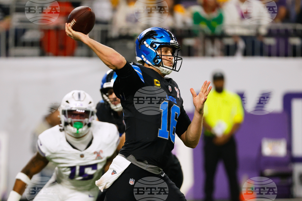 Lions Vikings Football