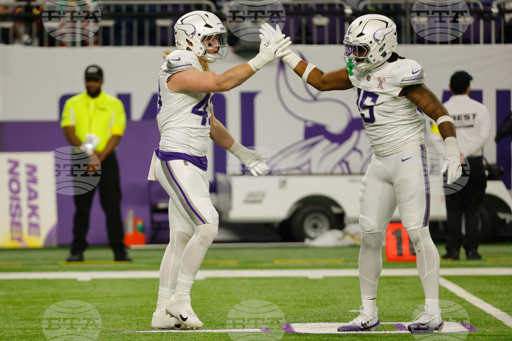 Lions Vikings Football