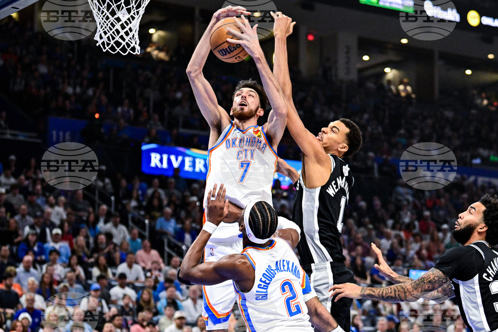 Spurs Thunder Basketball