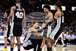 Spurs Thunder Basketball