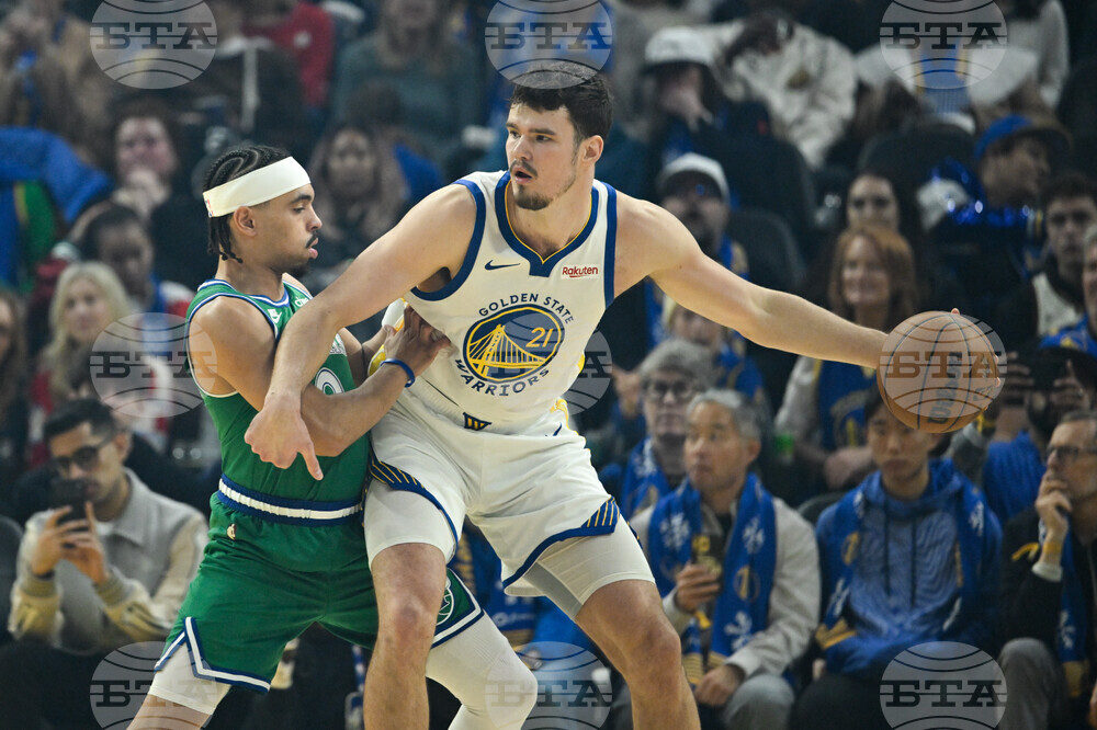 Mavericks Warriors Basketball