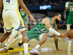 Mavericks Warriors Basketball