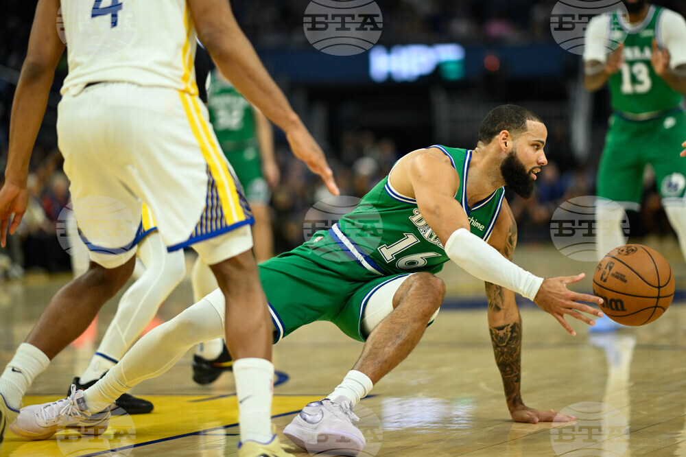 Mavericks Warriors Basketball