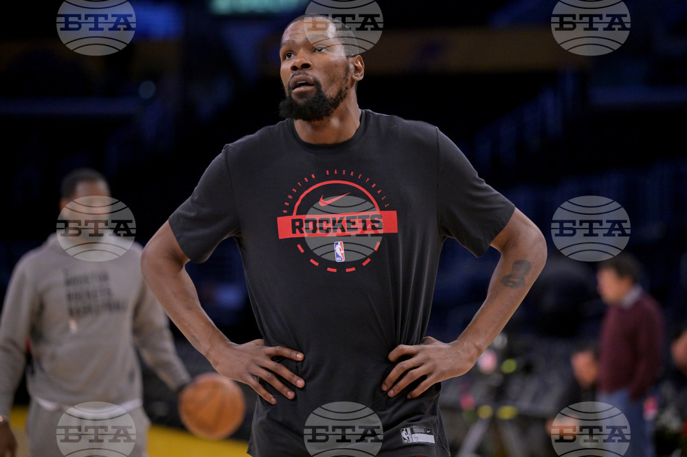 Rockets Lakers Basketball