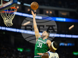 Mavericks Warriors Basketball