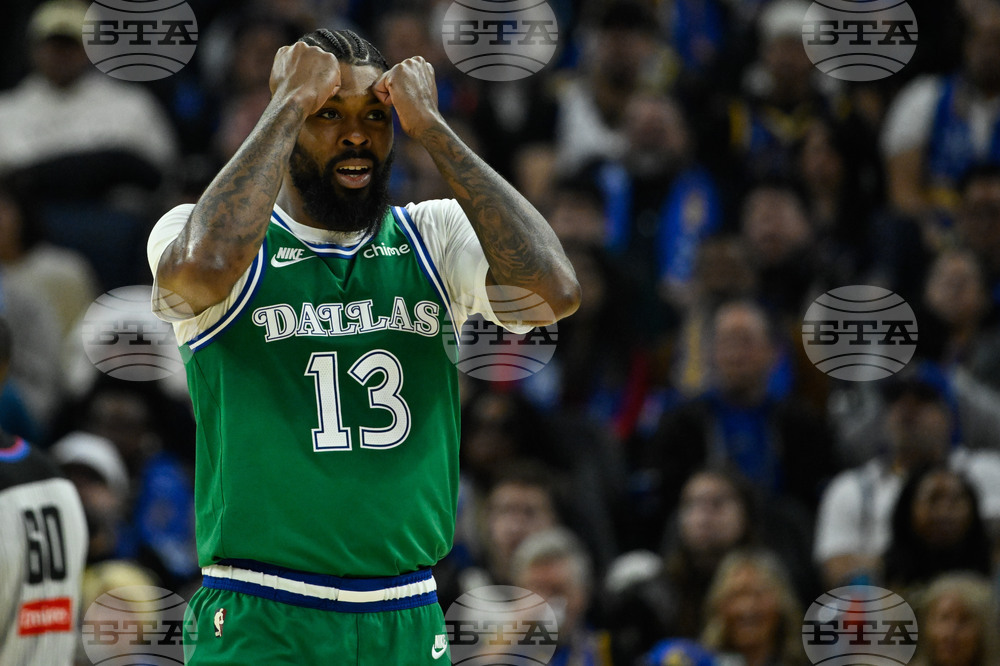 Mavericks Warriors Basketball