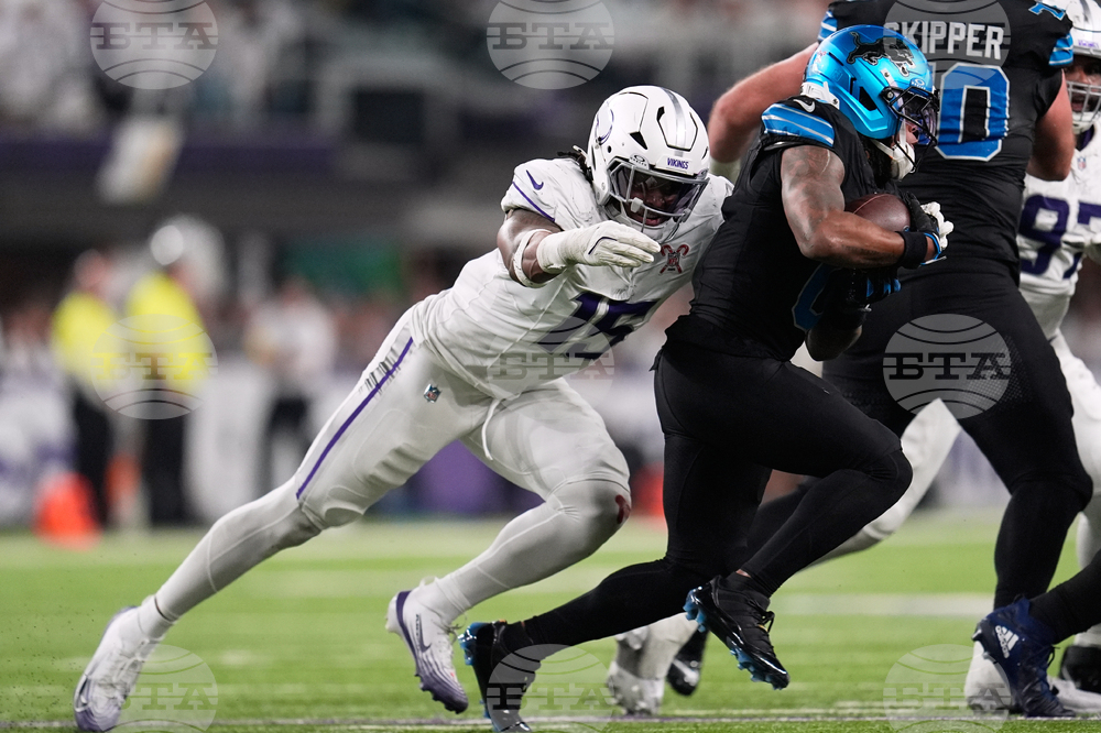 Lions Vikings Football