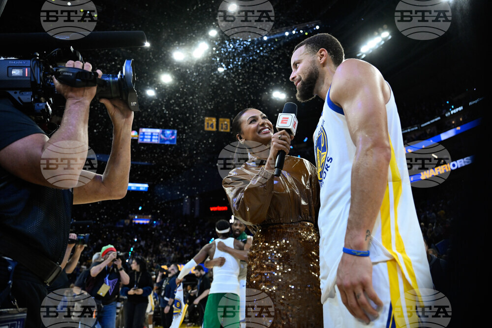 Mavericks Warriors Basketball