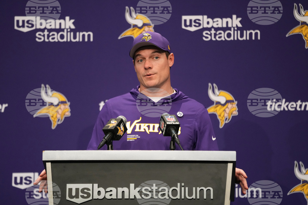 Lions Vikings Football